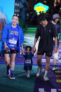 BIB: 4775, 4763
                            <button type="button" onclick="openModal(26261518)" class="btn btn-primary btn-sm float-right btn-popup" data-toggle="modal" data-target=".modal-high-quality">
                        <i class="fas fa-shopping-cart"></i> Add to Cart
                    </button>
                                            <button type="button" onclick="isThisMe(26261518, true)" class="btn btn-success btn-sm float-right btn-popup btn-isme hidden" data-toggle="tooltip" data-placement="bottom" title="นี่คือรูปของคุณใช่ไหม คลิกที่นี่เพื่อเอาเข้าอัลบั้ม">
                        <i class="fas fa-plus"></i> Add to album
                    </button>
                    <button type="button" onclick="isThisMe(26261518, false)" class="btn btn-warning btn-sm float-right btn-popup btn-isnotme hidden">
                        <i class="fas fa-ban"></i> Remove from album
                    </button>